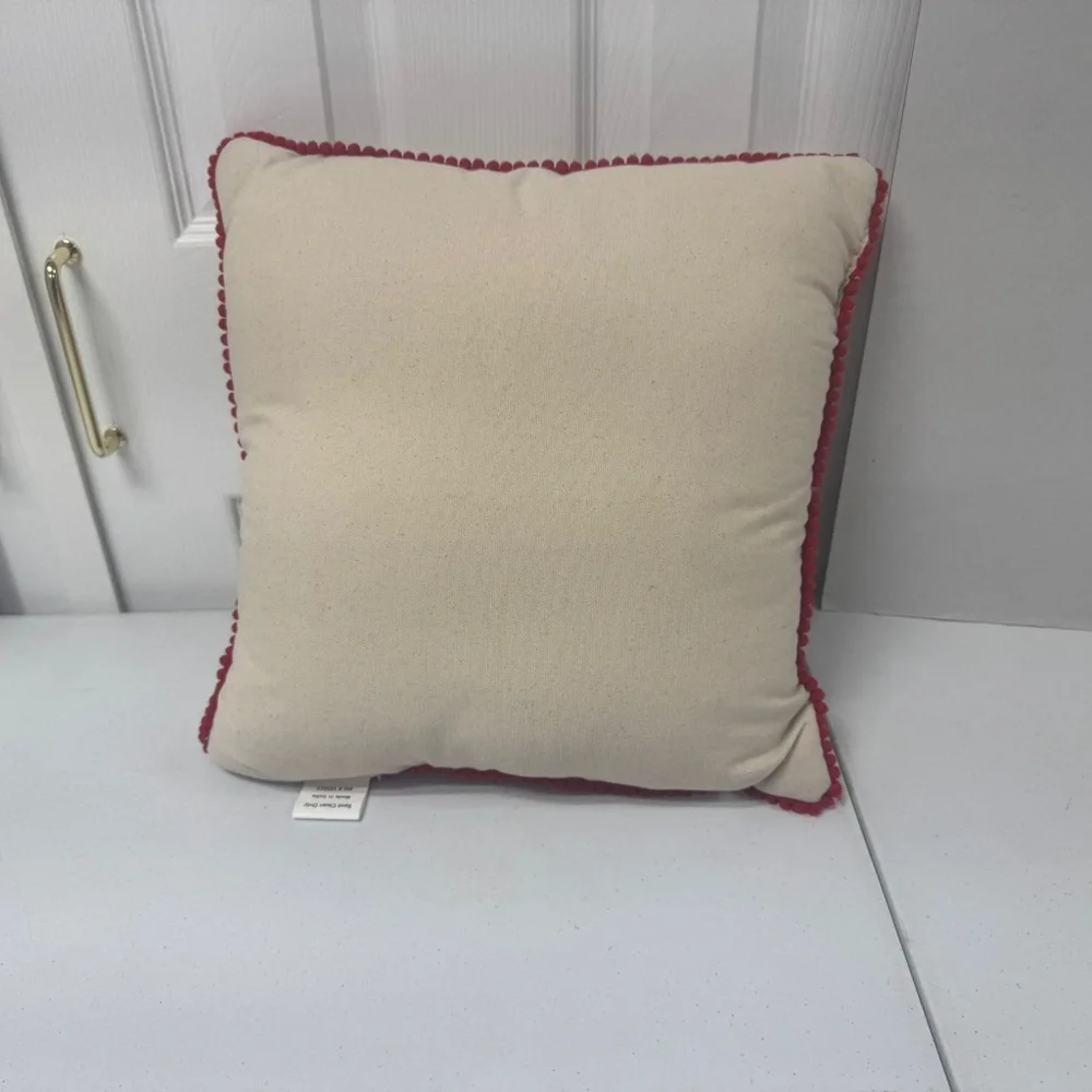 Decorative Embroidered Christmas Throw Pillow With Inside.‎ Size 17